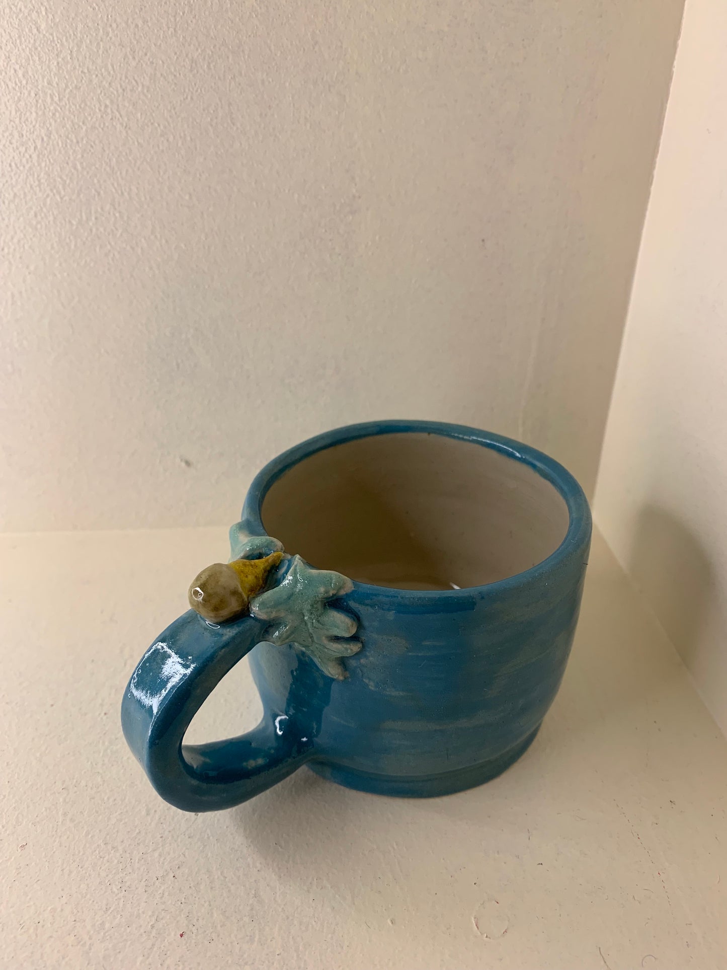 Tasse à gland bleue